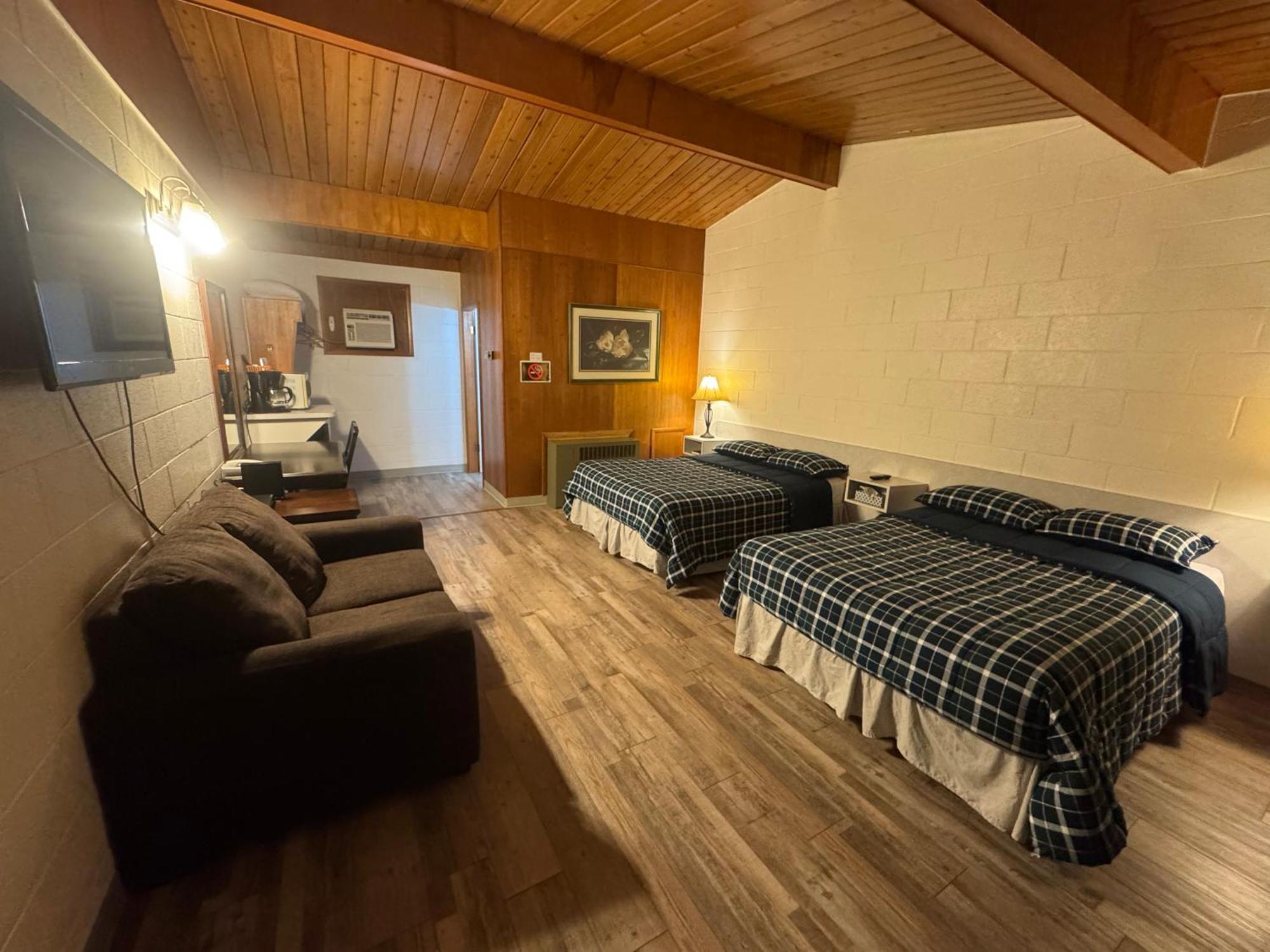 Ace Crown Motel Medicine Hat Eksteriør bilde
